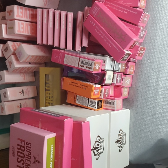 Jeffree Star star mystery box 5 set bundle - Picture 2 of 7